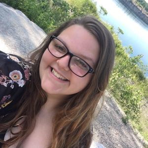 Meet your Posher, Tia